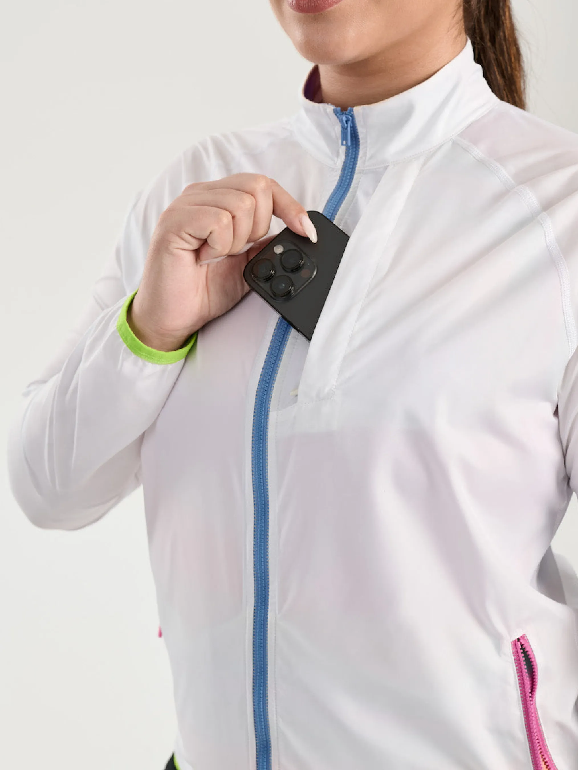 Momentum Jacket | Every Woman's Marathon